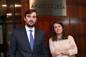 Araoz &amp; Rueda nombra socios a Clara Mañoso y Guillermo Bueno