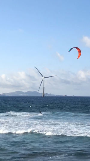 Cómplices marinos al son del viento, de Eva Topham, 2º Premio Eolo de Fotografía 2020