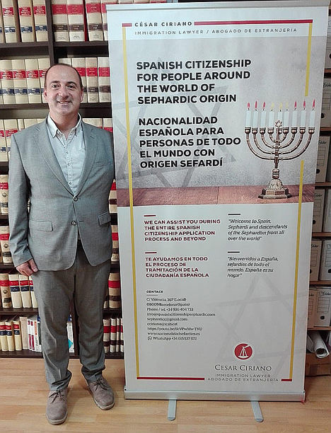 César Ciriano Vela.