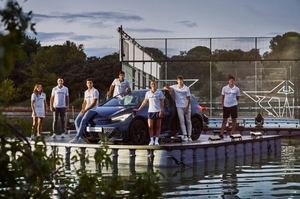 Cupra revoluciona Madrid con una pista de Pop Up de pádel
 