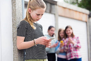 DAS Seguros pone en marcha un programa de detección temprana del ciberbullying de la mano de Mobile World Capital Barcelona