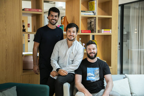 Daniel Ramos, Enric Gabarró y Conan Moriarty, fundadores de Picker.