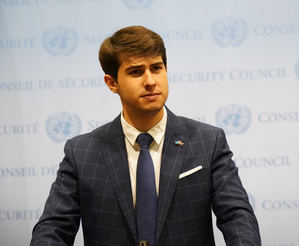El diplomático más joven del mundo es un español