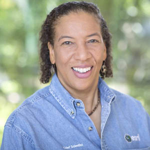 Dawn Wright, directora científica de Esri, viajará a las profundidades del Abismo de Challenger con el explorador Victor Vescovo