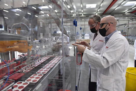 Damm, presidida por Demetrio Carceller Arce, invierte 25M€ en ampliar la fábrica de El Prat de Llobregat