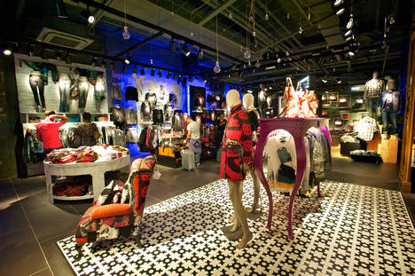 Desigual confía a Gunnebo la seguridad electrónica de 200 tiendas en siete países