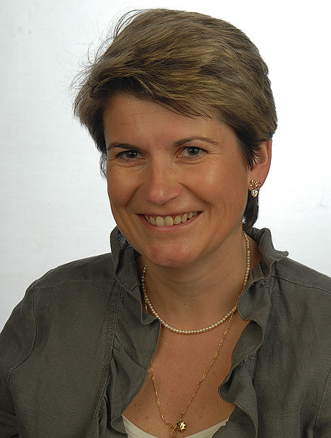 Dra. Anna Forés.