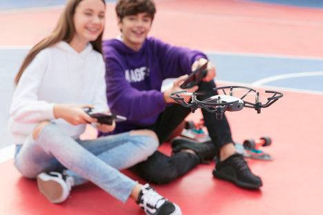 ¡Los niños ya pueden volar sus drones de forma segura!