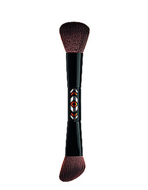Dual ended powder and blush brush. PVP 9.90€