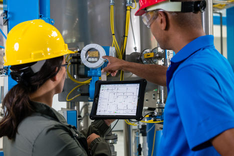 PTC se alía con Rockwell Automation y Microsoft para acelerar el valor de la transformación digital para los fabricantes