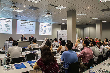 Unicaja se suma un año más al Día de la Educación Financiera con la organización de diferentes actividades durante esta semana
