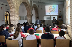 El Proyecto Edufinet de Unicaja incorpora a los alumnos de primaria a su programa de educación financiera