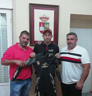El Ayuntamiento de La Lapa colabora con su vecino Emilio José Merino para cruzar el Estrecho de Gibraltar