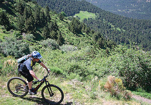 El Hotel Esquirol propone una ruta con BTT eléctrica bordeando Gorges del Segre