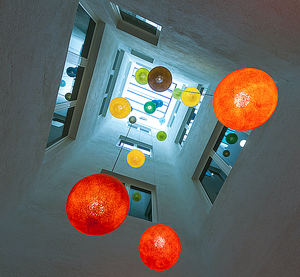 El Hotel Reding Croma acentúa la filosofía de luces y colores para convertirse en un hotel único
