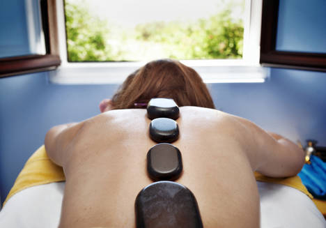 Vive tu momento ‘desconexión’ en las aguas de Balneario el Raposo (Extremadura)