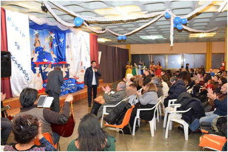 El Sr. Embajador durante su discurso.