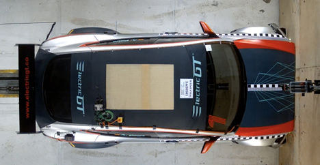 El Tesla Model S P100D supera el crash test oficial de la FIA