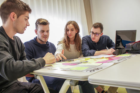 El programa Explorer impulsará las ideas de más de 1.200 jóvenes emprendedores durante 2018