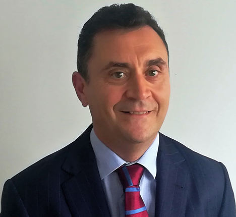 Emilio Segovia, Iformalia.
