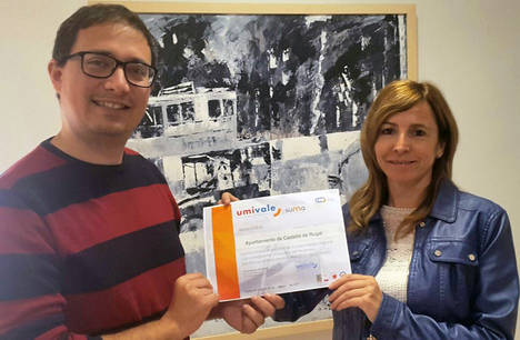 El Ayuntamiento de Castelló de Rugat recibe el distintivo Bonus de manos de umivale