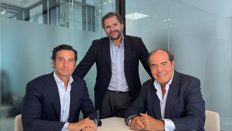 De izqda. a dcha.: Alvaro Elío, Juan Sánchez Salas y Enrique Díaz-Rato son los socios fundadores de Pinpoint Equity Partners.