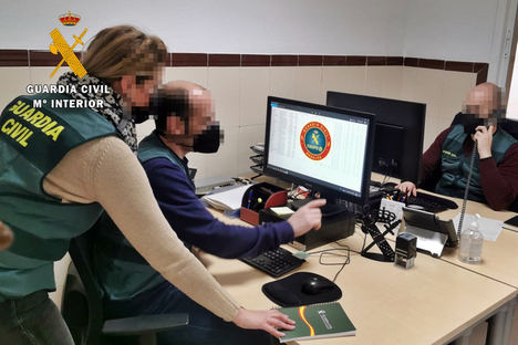 La Guardia Civil esclarece la estafa bancaria de 22.500 euros a un vecino de Salvaleón