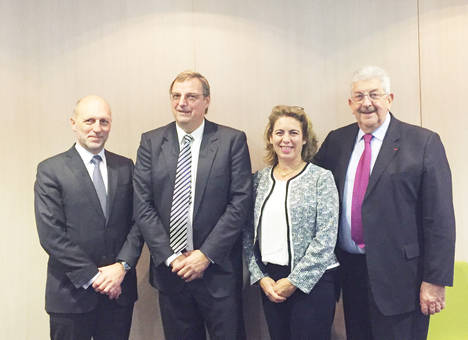  Jean-Philippe CARPENTIER, Michael SCHUY, Alicia GARCIA-FRANCO y Dominique Maguin (ExPresidente de EuRIC)