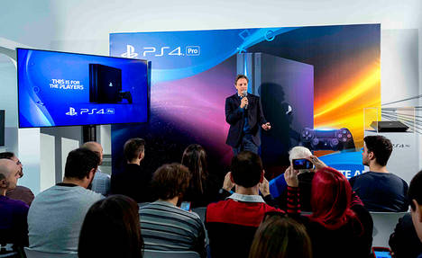 PlayStation®4Pro llega a las tiendas de Europa, Oriente Medio, Sudáfrica y Austral-Asia
