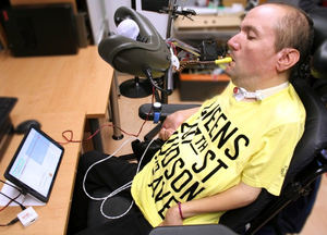 La Fundación Lesionado Medular y Mouse4all colaboran para mejorar la comunicación y la autonomía de las personas con lesión medular