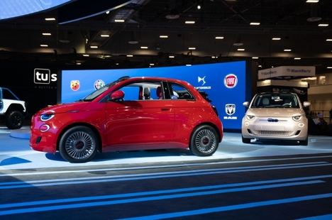 El nuevo Fiat 500 en el CES 2022