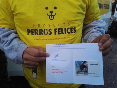 Fiat Professional y Naturgy en el proyecto “Perros Felices”