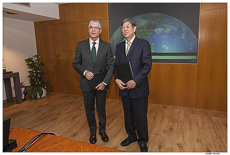 España y China acuerdan colaborar en materia ferroviaria a través de Renfe y Adif