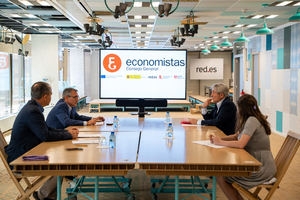 El Consejo General de Economistas de España y Red.es firman un protocolo para apoyar a pymes y autónomos en el conocimiento de las ayudas del programa Kit Digital