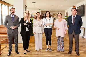 Trasmediterránea firma un acuerdo de colaboración con la Fundación Adelias para transportar material escolar, médico y medicinas a Nador