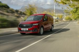 Nueva Transit Connect con propulsión PHEV