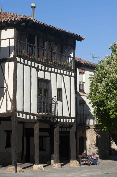 Covarrubias acoge este fin de semana la VI Feria ‘Vinos con Historia D.O. Arlanza’