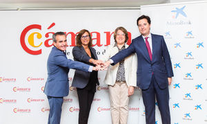 Cámara de España y MicroBank firman un acuerdo para impulsar el emprendimiento a través de microcréditos con una línea de financiación de 1 millón de euros