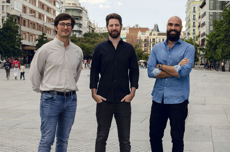 De izq. a dcha. Martin Villanueva, Amir Kaplan y Gabriele Murrone, Fundadores ifeel.