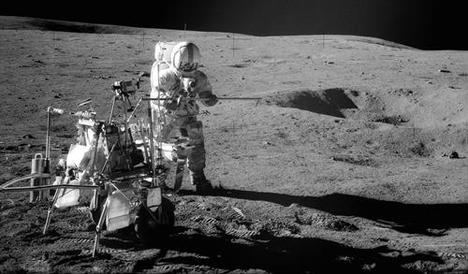 50 años después de pisar la Luna, Goodyear vuelve al espacio