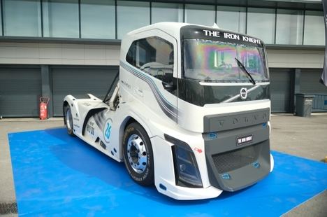Goodyear y Volvo Trucks traen a España el Iron Knight
 