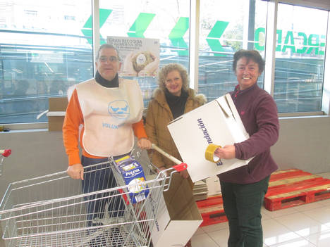 467 socios de Coviran se han sumado a la gran recogida de alimentos