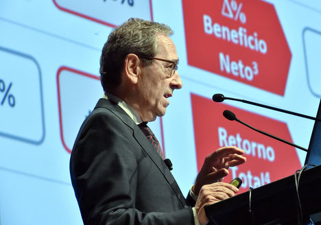 Gregorio Villalabeitia, Presidente de Kutxabank, en la Reunión de Directivos y Directivas.