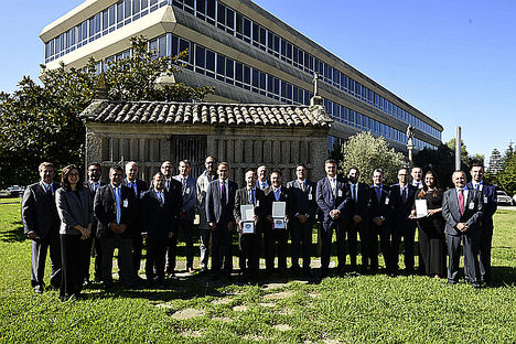 Groupe PSA y los premiados.