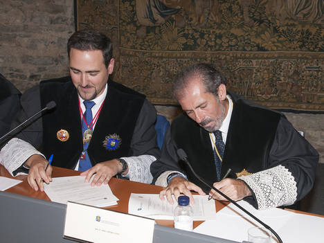Los Colegios de Abogados de Málaga y de Álava materializan su hermanamiento para ampliar los servicios que prestan