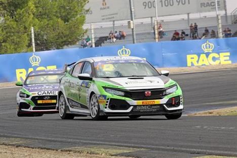 Borja García Campeón de España de Turismos a los mandos del Honda Civic Type R
