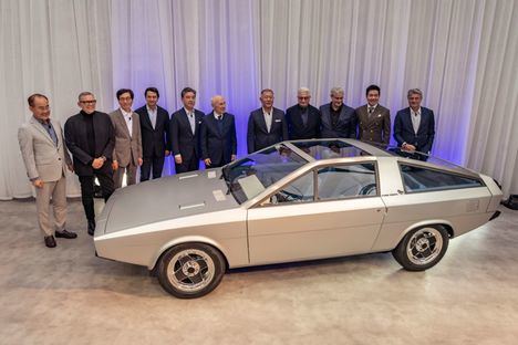 La Reunión Inaugural de Hyundai celebra el renacimiento del Pony Coupé Concept