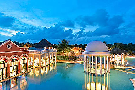 Iberostar constituirá la primera importadora con participación extranjera en Cuba