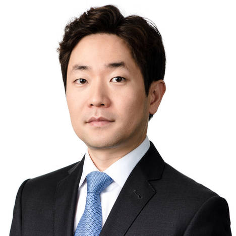 Ian Chun, Vontobel AM.