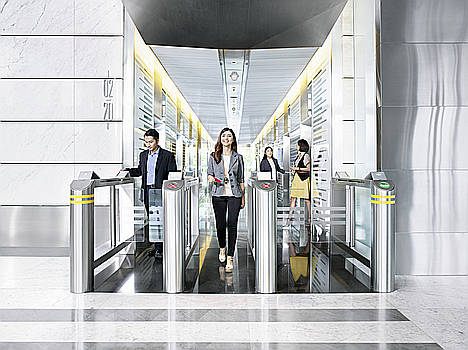Conectividad y digitalización, los nuevos retos del transporte vertical en 2017